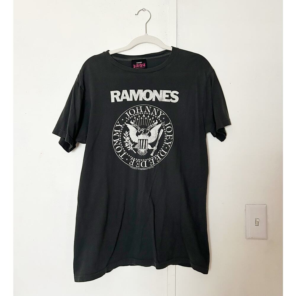 Ramones Band Tee